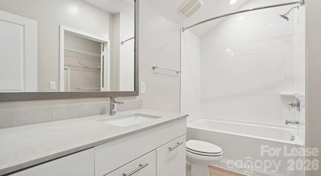 Building Photo - 4010 Waiting St