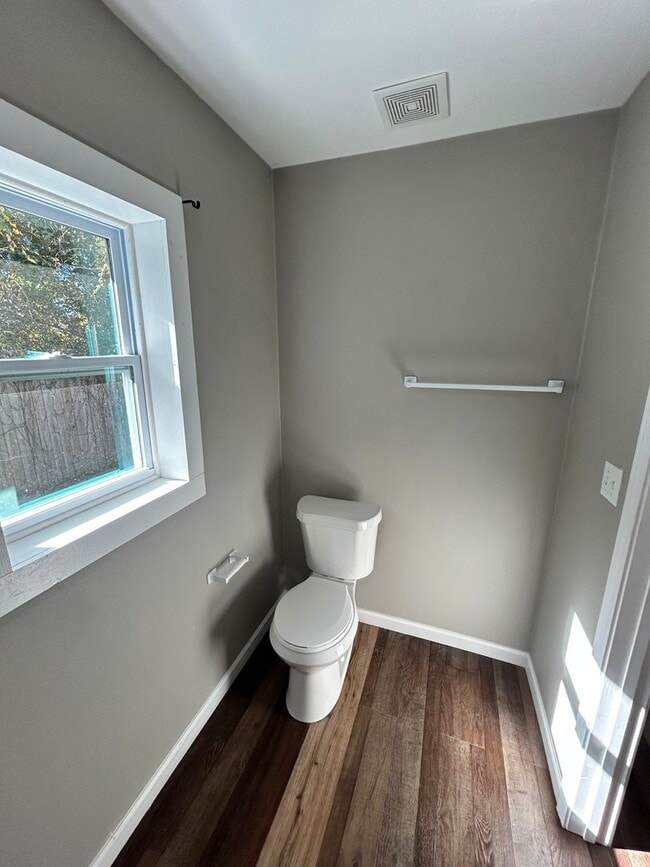 Building Photo - 6522 Olokee St