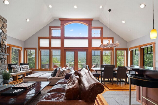 Primary Photo - 196 Black Mountain Rd