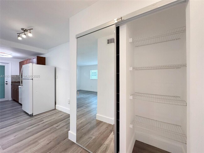 Building Photo - 363 Washington Ave