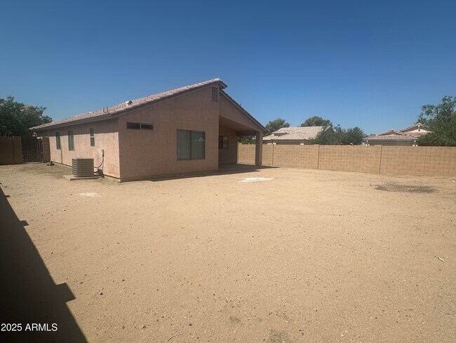 Building Photo - 1832 W Lydia Ln