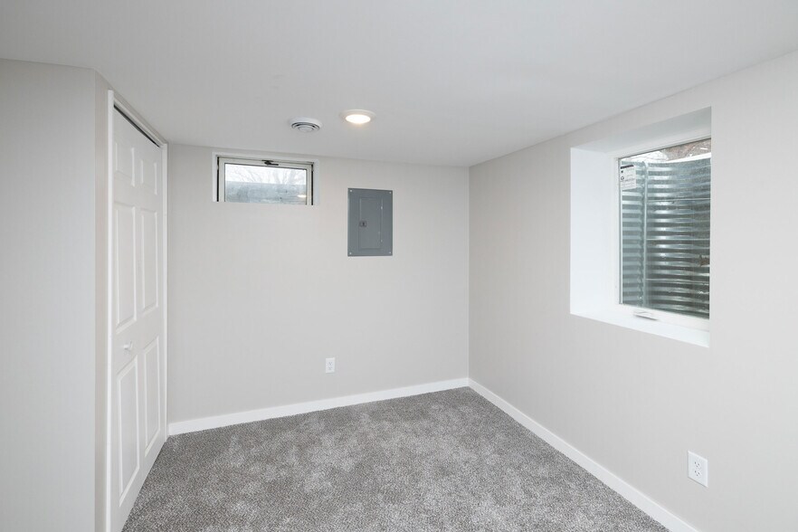 Building Photo - 8835 Nicollet Ave S