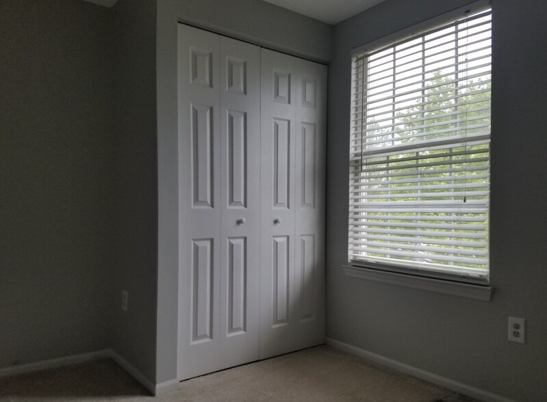 Building Photo - 358 Delmar Ct