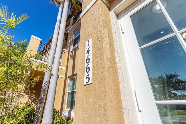 Building Photo - 14665 SW 9th St