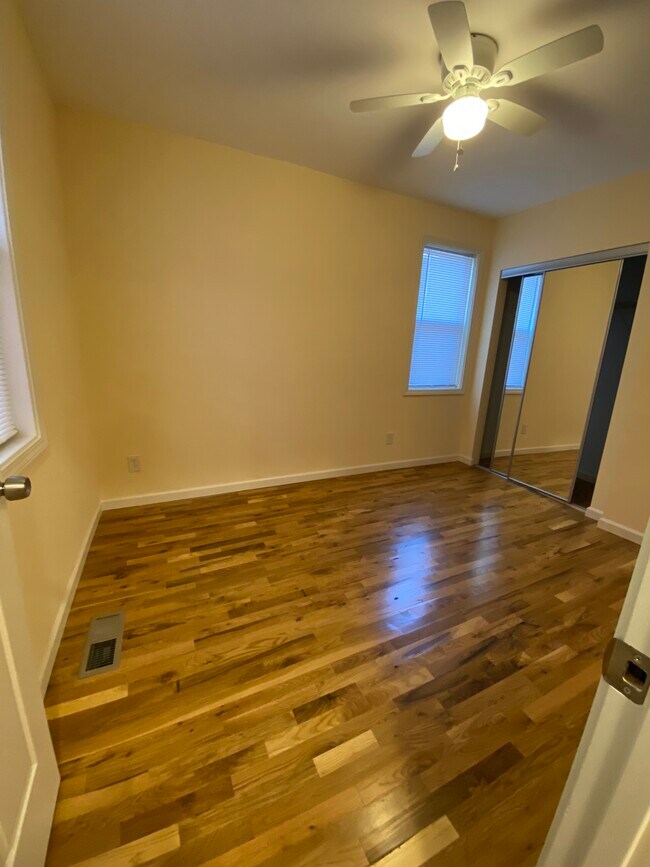 Bedroom #2 - 1911 Scott Blvd