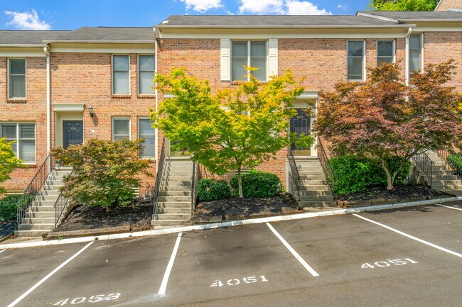 Building Photo - 4051 Heather Ct NW