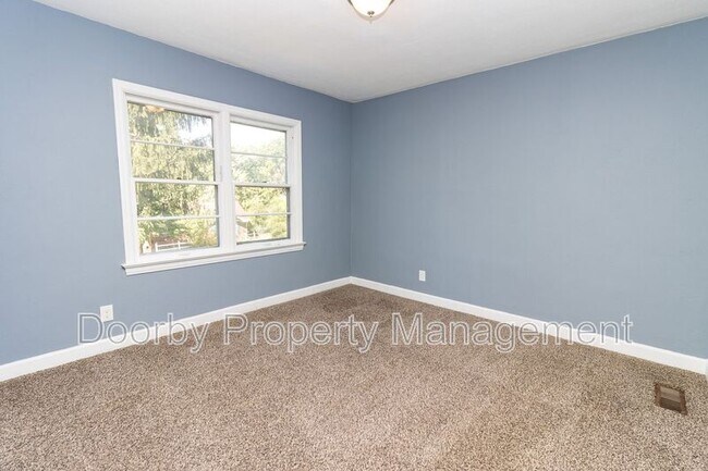 Building Photo - 1164 Chippewah Dr