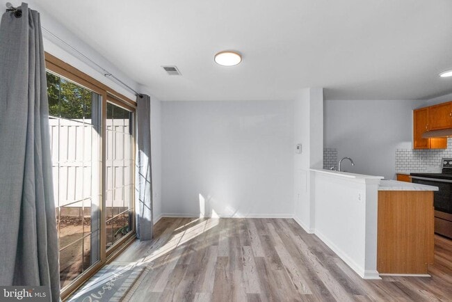 Building Photo - 1225 Danielle Dr