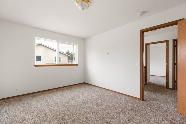 Building Photo - 0851-1414 NW Elwha St