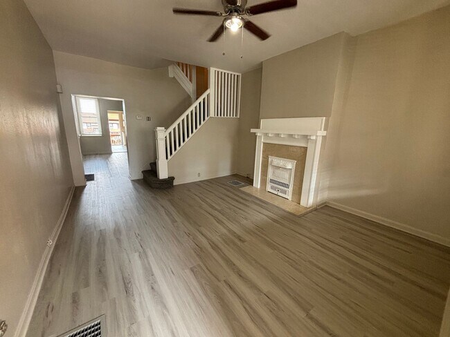 Building Photo - Fully Updated Dormont Oasis – Available August 1st