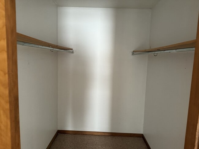 Building Photo - 137 Florida Park Rd