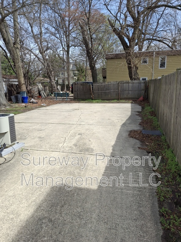 Building Photo - 12 W Wayne Terrace