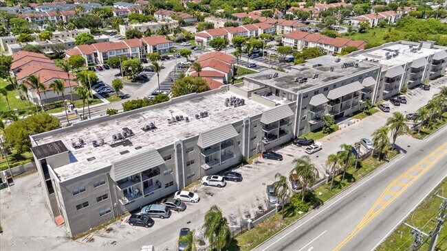 Primary Photo - 5100 SW 41st St