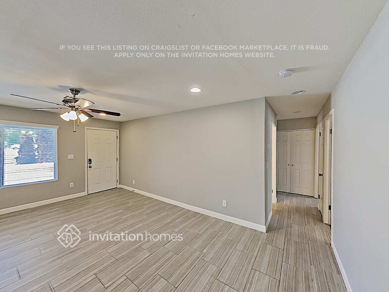 Building Photo - 5424 S El Camino Dr