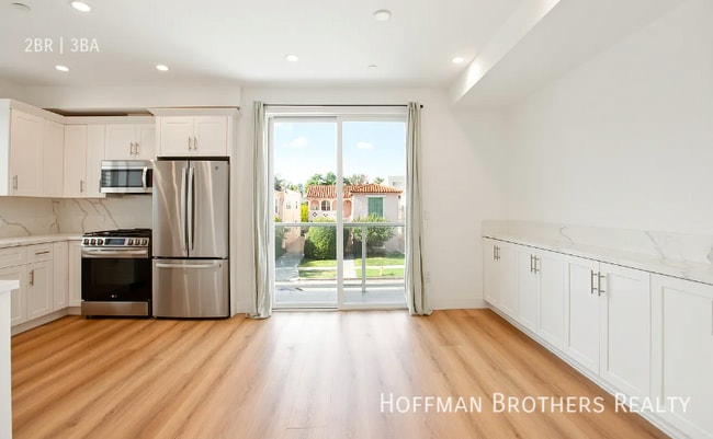 Building Photo - 836 S Shenandoah St