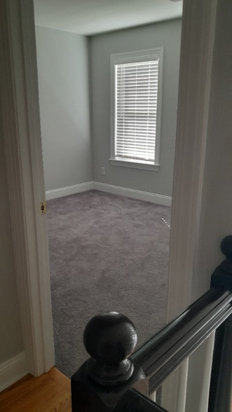 Building Photo - 1206 Mendenhall Ct