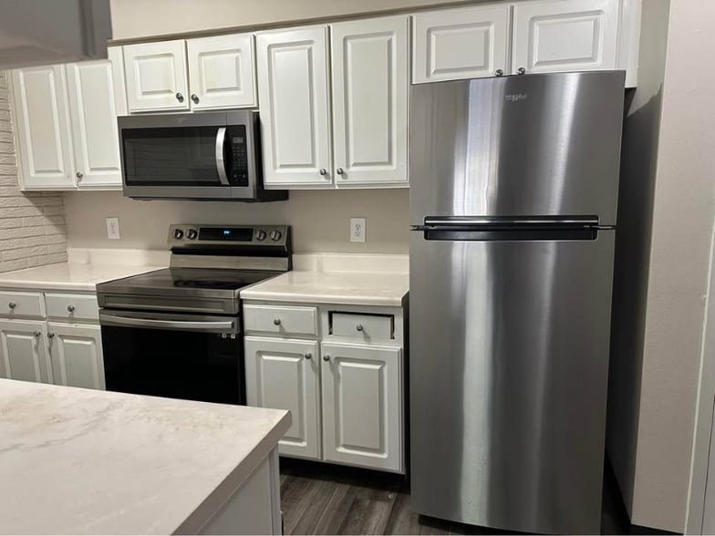 Building Photo - 931 22nd Ave