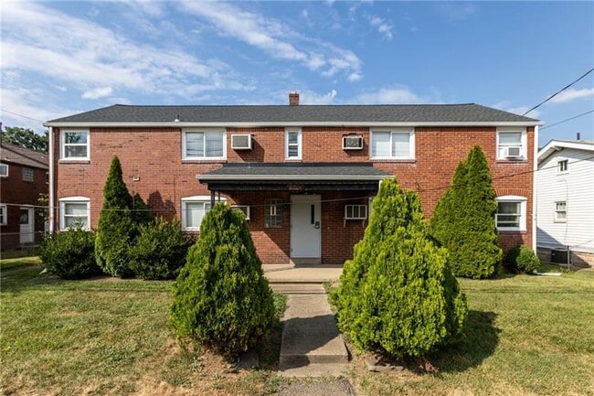 Primary Photo - 6812 Grand Ave