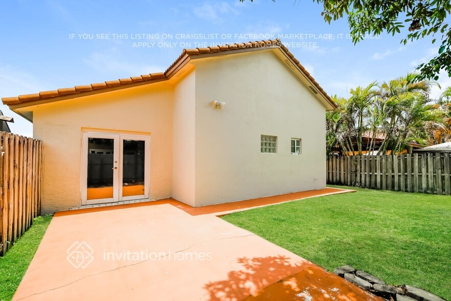 Building Photo - 8301 NW 194th Terrace