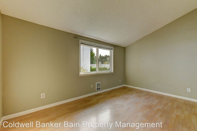 Building Photo - 12838 SE 41st Ln