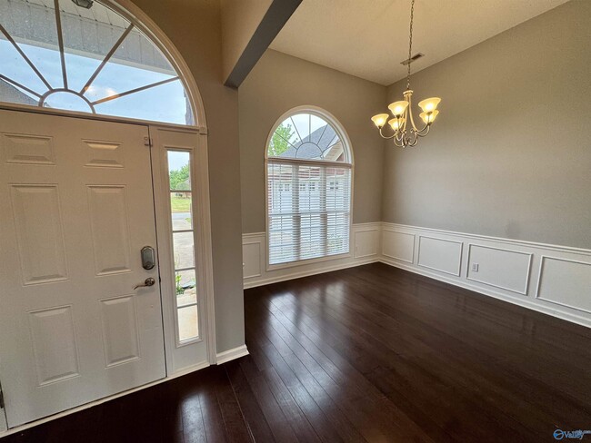 Building Photo - 14606 Eva Cir