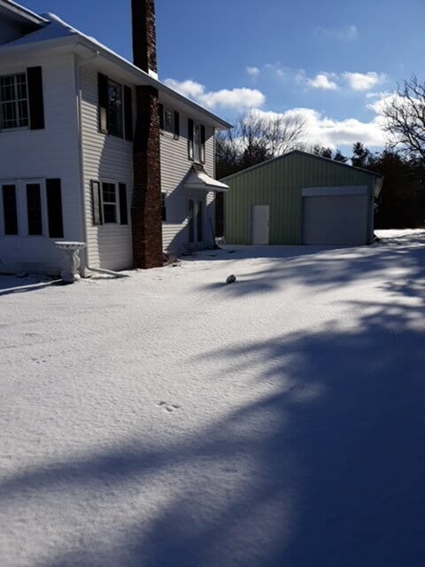 Building Photo - Endless Space Indoors & Out—Beautiful 3BR Home with Barn