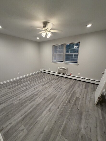 Building Photo - 87 Tansboro Rd