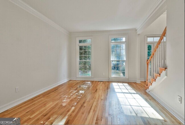 Building Photo - 1202 Loxley Cir