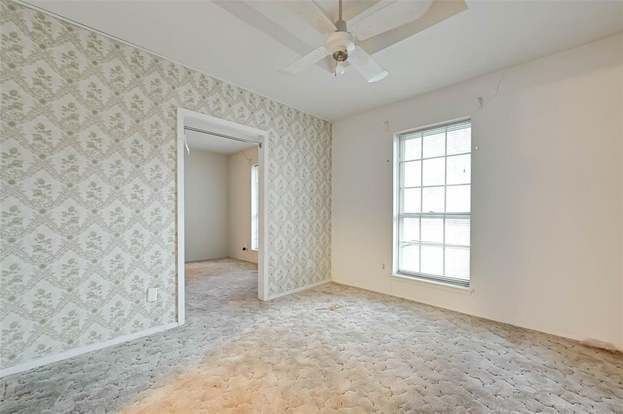 Building Photo - 9126 Troulon Dr