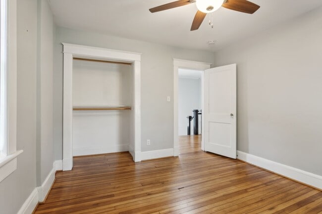 Building Photo - 1734 Hancock Ave