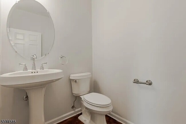 Building Photo - 75 Swing Bridge Ln