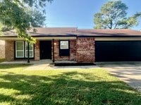 Building Photo - 1321 W Pittsburg St