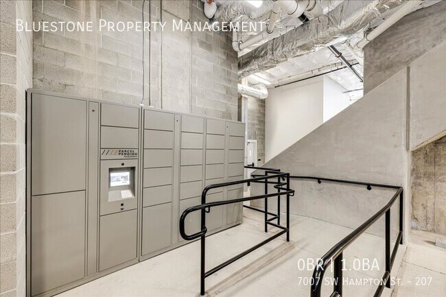 Building Photo - 7007 SW Hampton St