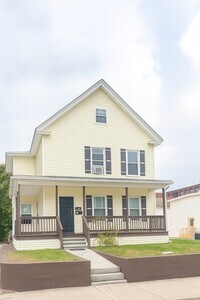 Building Photo - 9 Summer St