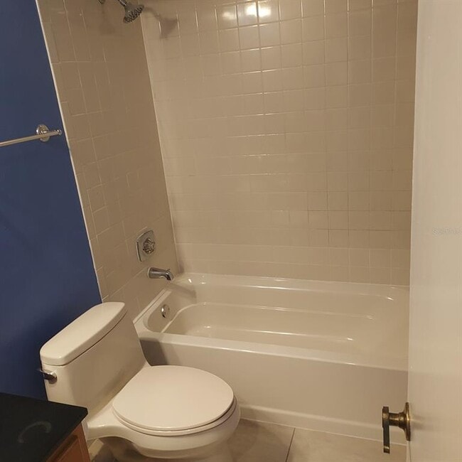 Building Photo - 13804 Lazy Oak Dr