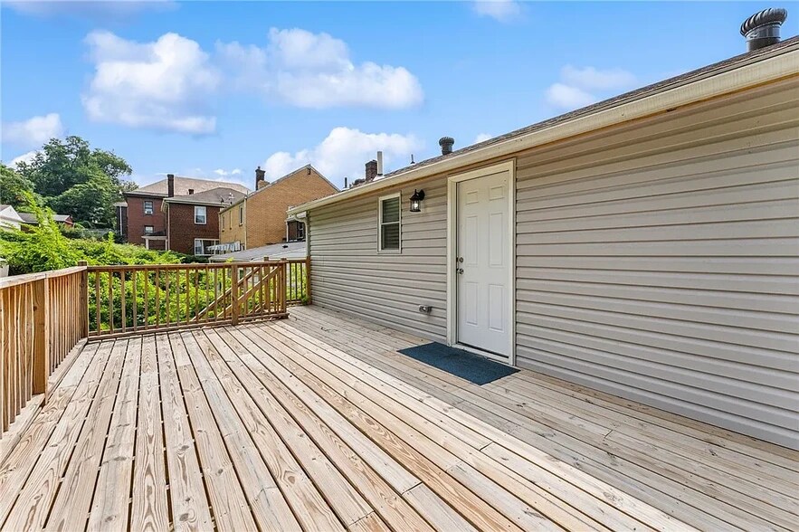 Building Photo - 3125 Ewart Dr