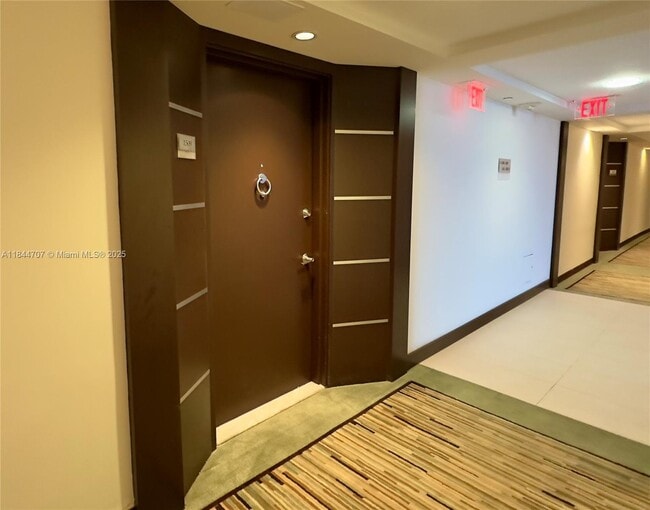 Building Photo - 5701 Collins Ave