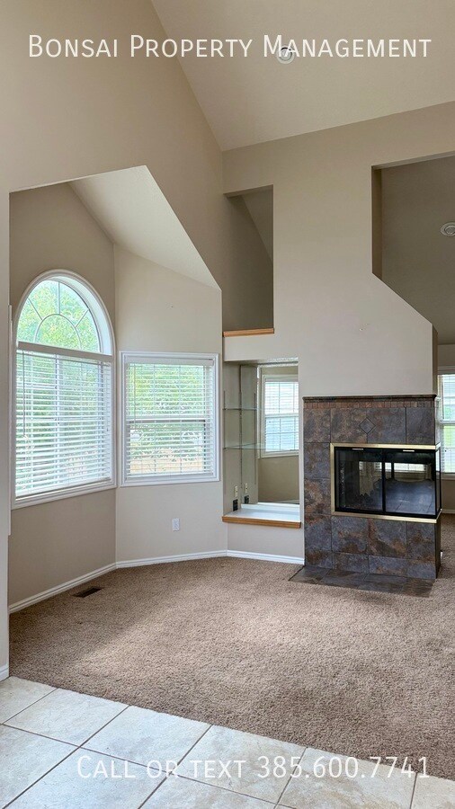 Building Photo - 3788 Cardiff Way