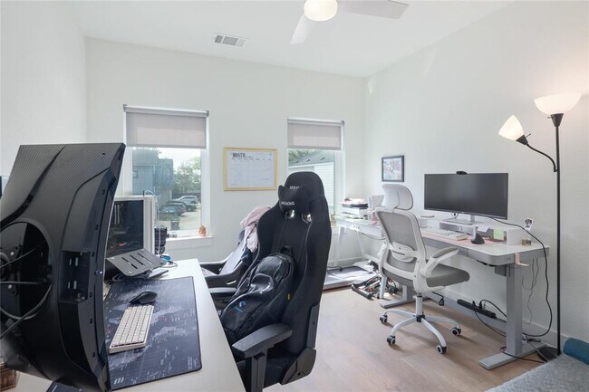 Building Photo - 5820 Sutherlin Rd