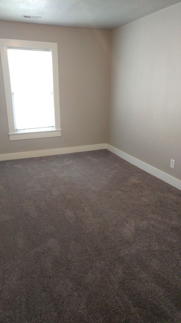 Building Photo - Coming Soon! Available 7/1/25 Downtown Boi...