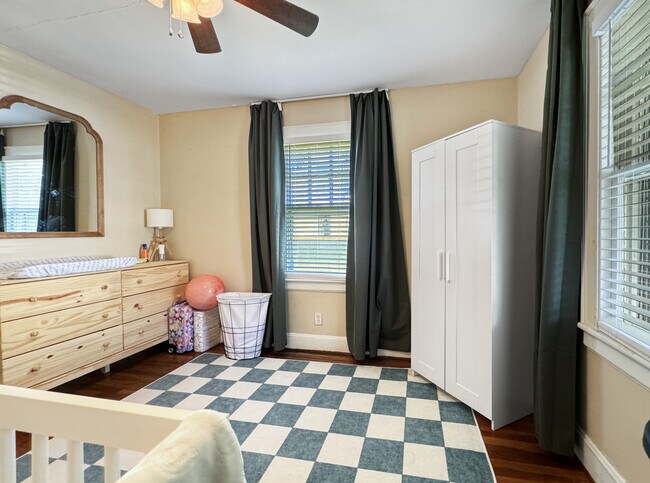 Building Photo - 241 Sandpiper Dr