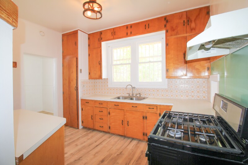 Building Photo - 2900 San Diego Ave