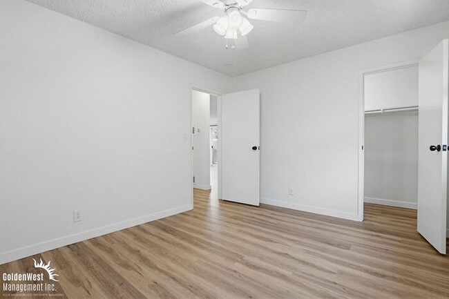 Building Photo - Bright and Inviting 2Bdm 1Ba Home in Escondido.