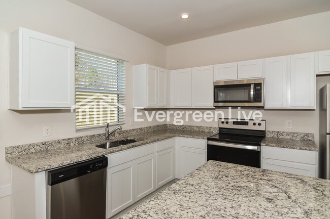 Building Photo - 955 Hamilton Cross Dr