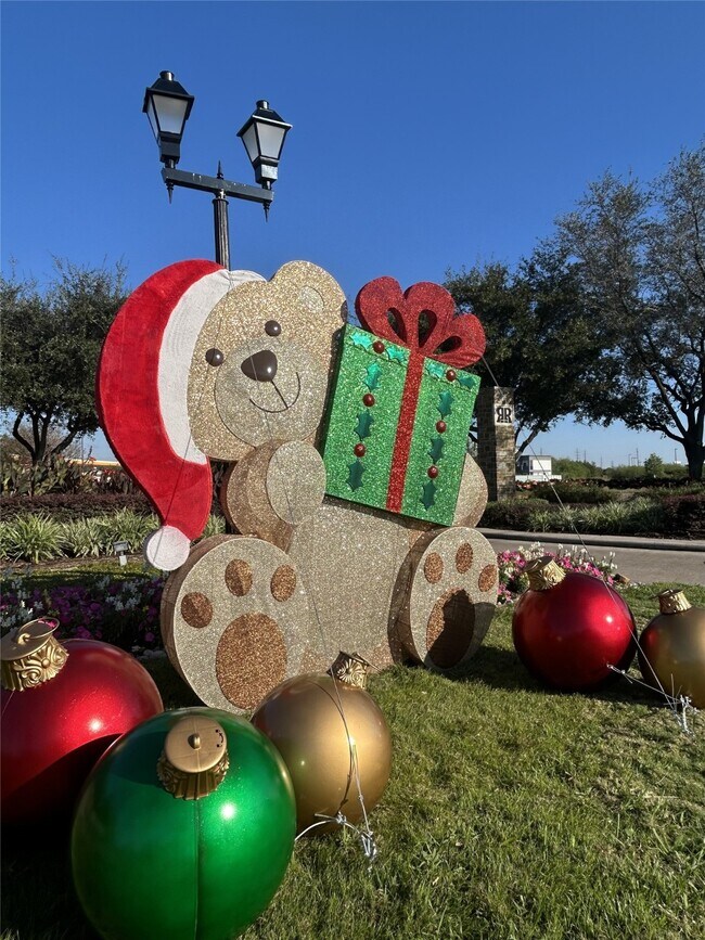 Building Photo - 18702 Desert Marigold Dr