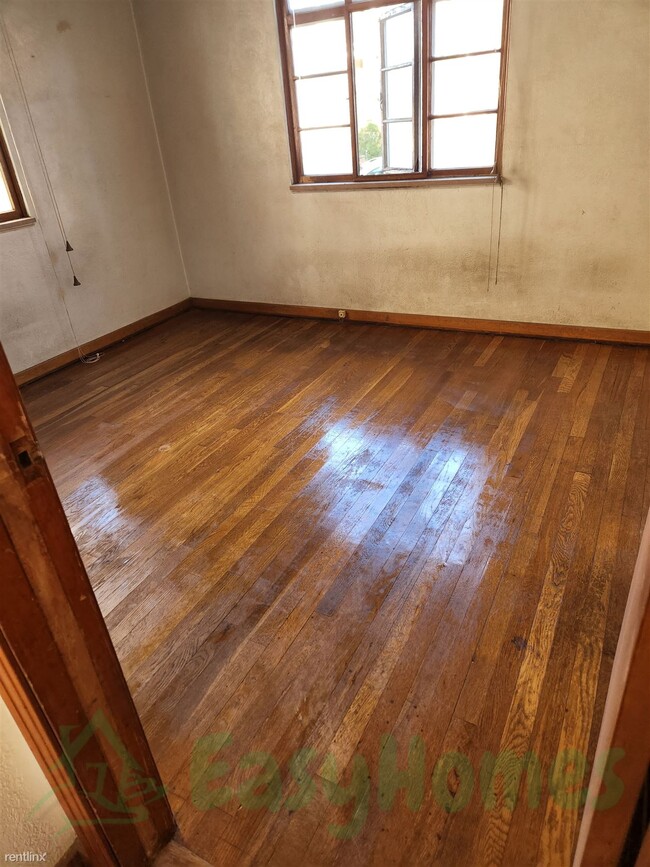 Building Photo - 3 br, 2 bath House - 1414 Scott Street