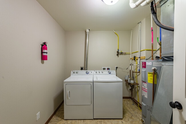 Building Photo - 1805 Gault St