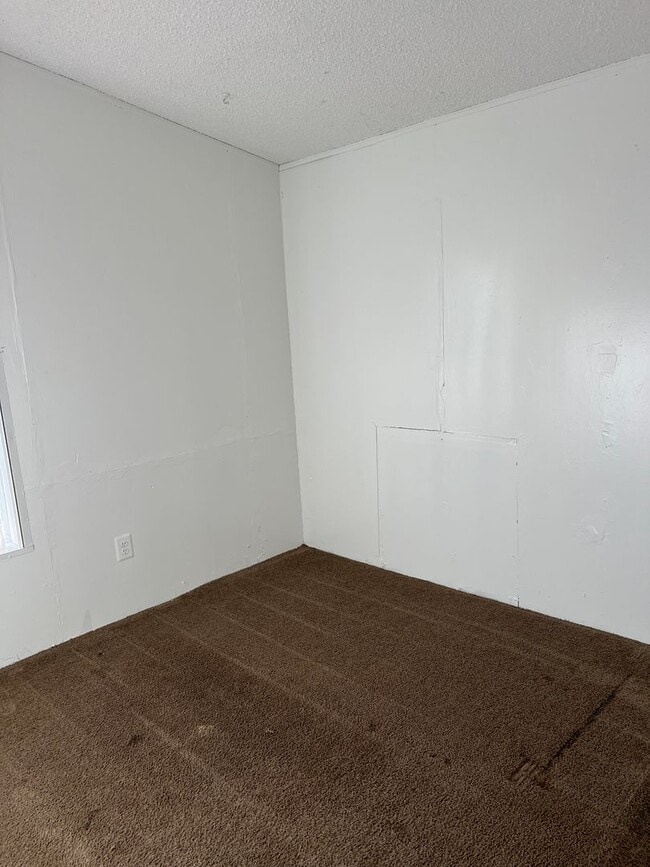 Building Photo - Welcome to the charming Riverdale Farms subdivision in Thornton, CO, where a delightful 3-bedroom...