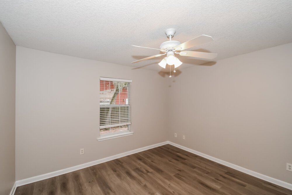 Building Photo - 416 S 13th Terrace