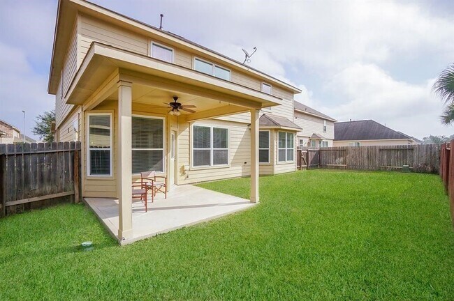 Building Photo - 25015 Diamond Ranch Dr